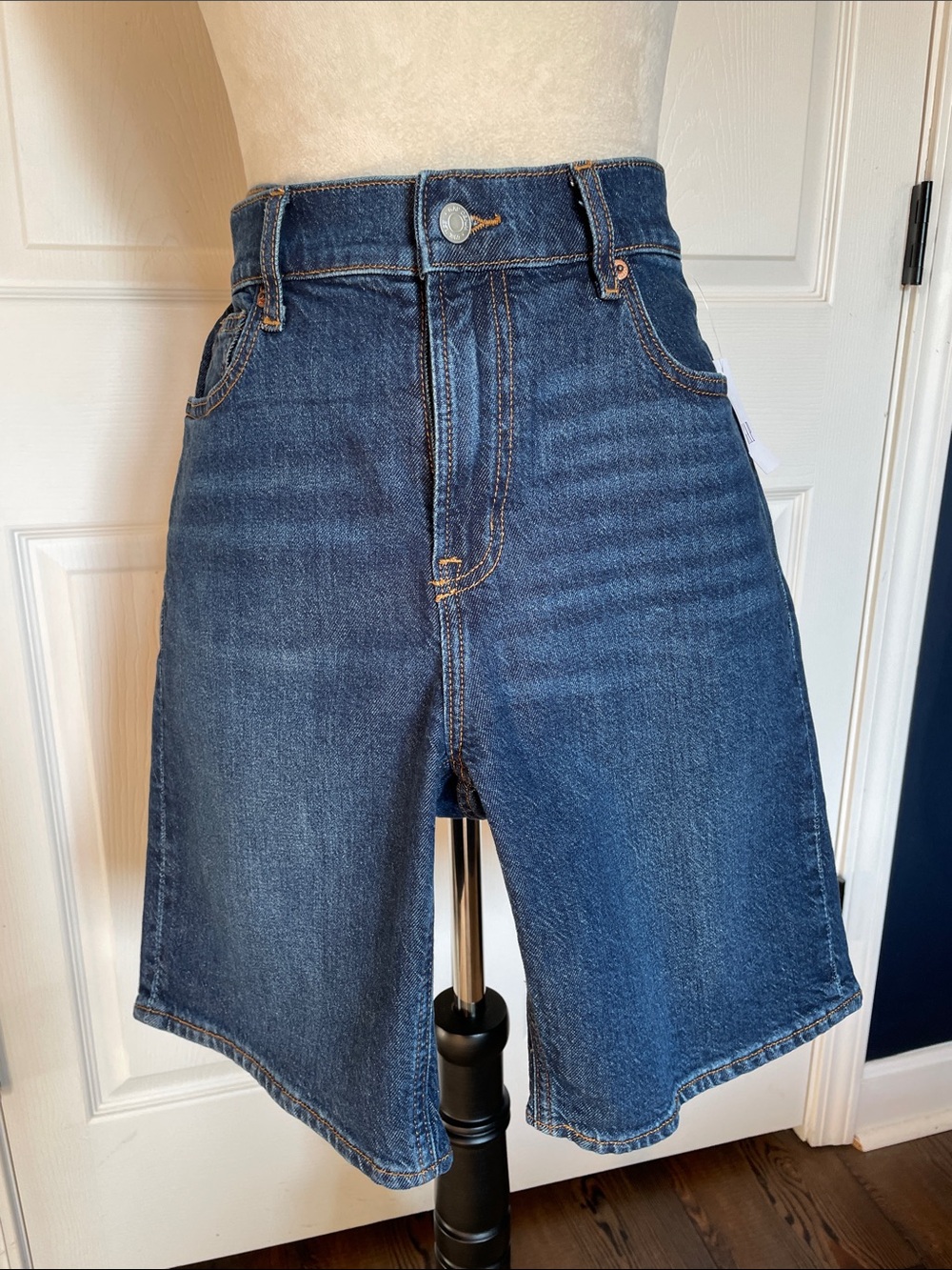 NWT Gap High Rise Denim Bermuda Shorts Dark Wash Longline Jorts Size 10